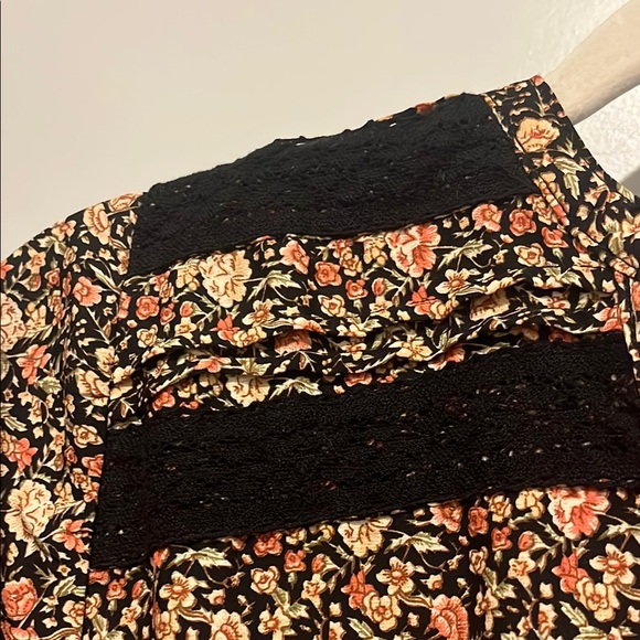 Floral Long Sleeve Midi Dress - Picture 6 of 9